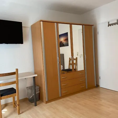 Mit 2 Einzelzimmer Gemeinsamer Kuechen/bad/balkon-nutzung * Espelkamp-Mittwald