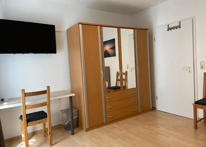 Mit 2 Einzelzimmer Gemeinsamer Kuechen/bad/balkon-nutzung * Espelkamp-Mittwald